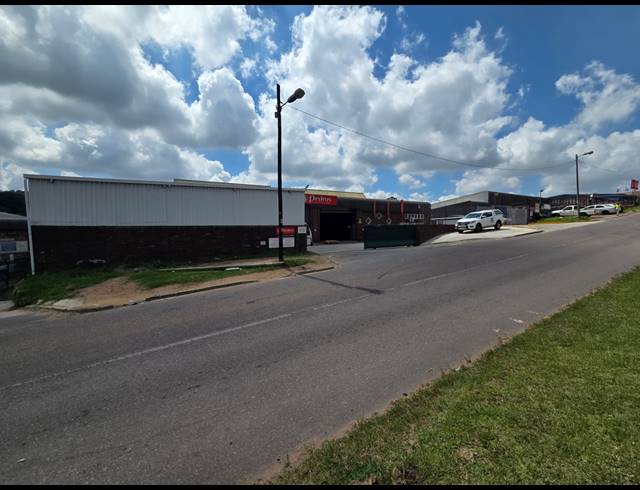 2,158M² WAREHOUSE TO LET IN WESTMEAD